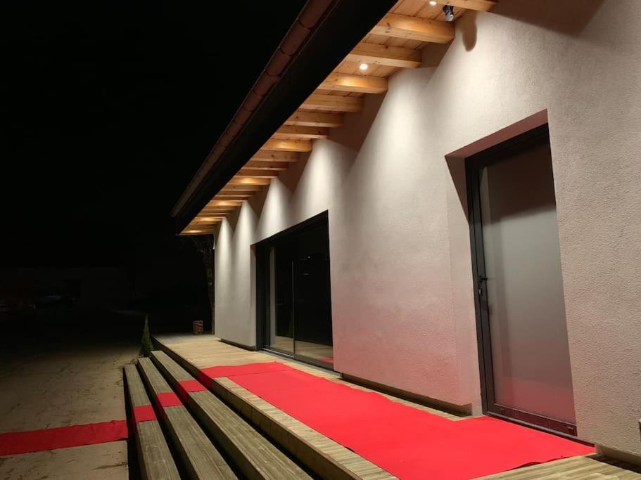 Villa Jura, L'Ecrin A Pied Entre Village Et Pistes Foncine-le-Haut Екстериор снимка