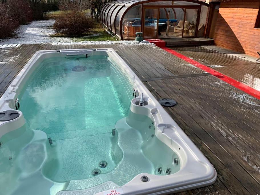 Villa Jura, L'Ecrin A Pied Entre Village Et Pistes Foncine-le-Haut Екстериор снимка